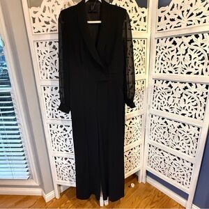 NWT White House Black Market Black Satin-Look Garment Tag Detail Sz 8